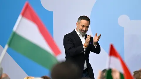 El líder de Vox, Santiago Abascal, durante el acto de apoyo a Víktor Orbán celebrado en Budapest (Hungría) El líder de Vox, Santiago Abascal, durante el acto de apoyo a Víktor Orbán celebrado en Budapest (Hungría)
