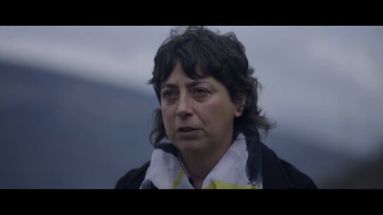 Rosa se autolesionaba de ni&ntilde;a para que su t&iacute;o y un amigo no la violaran: "As&iacute; me salvaba porque no pod&iacute;a ir a acostarme con un ojo morado"