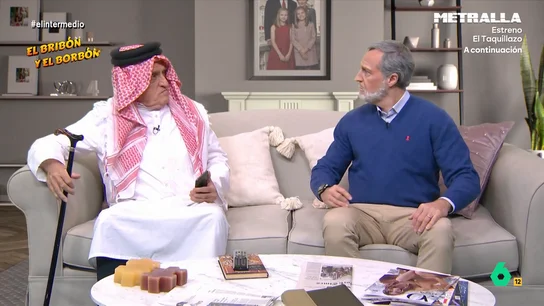 El 'rey Juan Carlos' reacciona al 'futuro académico' de la princesa Leonor: "Peor sería que estudiara Periodismo, como su madre" Wyoming y Raúl Pérez se convertían en el 'rey emérito' y 'Felipe VI' y, en este episodio de 'El Bribón y el Borbón', debatían sobre el futuro académico de la princesa Leonor: ¿Bellas Artes, Harvard o aprender a "cobrar comisiones"?