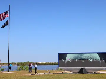 Artemis II Artemis II