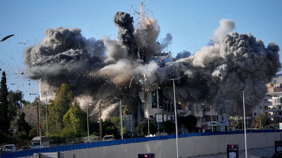 Ataques sin tregua en Oriente Medio: Israel mata nueve civiles en Líbano y bombardea Teherán, que responde con más