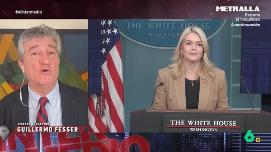 Guillermo Fesser analiza la figura de Karoline Leavitt, la portavoz de la Casa Blanca más joven de la historia El corresponsal explica que Leavitt se estrenó como jefa de prensa de Trump criticando a los funcionarios estadounidenses. Además, no duda en afirmar que la administración actual cuenta con el presidente "más transparente de la historia".