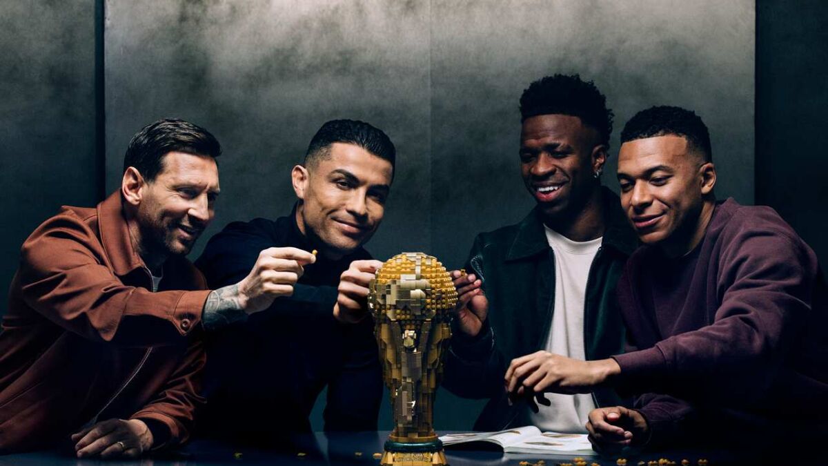 Lego junta a Ronaldo, Mbappé, Messi y Vinícius Jr por el Mundial: cuánto cuestan la nueva colección