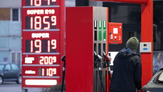 Precio de la gasolina. 