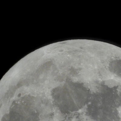Imagen de la Luna tomada por la misi&oacute;n Artemis II