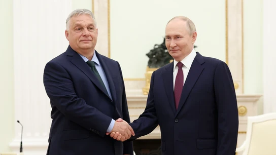 Viktor Orbán y Vladímir Putin en una imagen de archivo Viktor Orbán y Vladímir Putin en una imagen de archivo