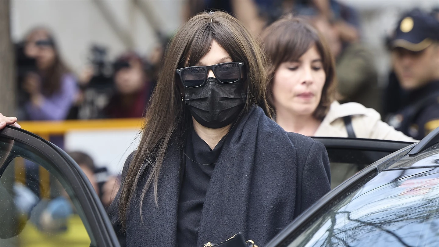 Jéssica Rodríguez, expareja de José Luis Ábalos, a su salida del Tribunal Supremo Jéssica Rodríguez, expareja de José Luis Ábalos, a su salida del Tribunal Supremo