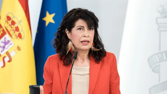 La ministra de Igualdad, Ana Redondo, durante la rueda de prensa posterior al Consejo de Ministros de este martes. La ministra de Igualdad, Ana Redondo, durante la rueda de prensa posterior al Consejo de Ministros de este martes.