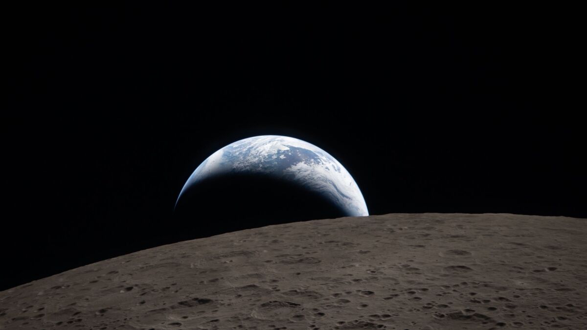 La Casa Blanca publica la primera fotografía de la Tierra tomada desde la cara oculta de la Luna: "La humanidad, vista desde el otro lado"