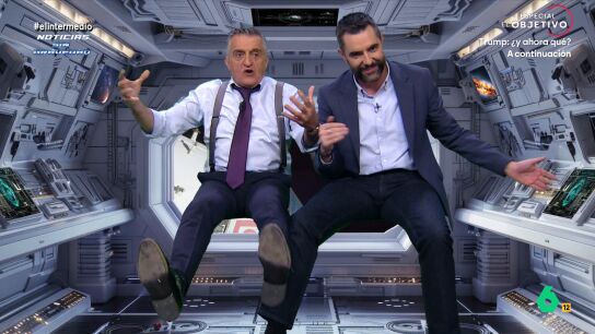 Wyoming y Dani Mateo analizan en este v&iacute;deo los momentos m&aacute;s curiosos que ha dejado la misi&oacute;n Artemis II en su viaje a la Luna, desde los problemas con el inodoro a la ducha en directo del astronauta Victor Glover.