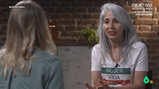 La activista Fariba Ehsan denuncia el machismo del régimen de los ayatolás: "La vida de una mujer vale la mitad que la de un hombre" La activista iraní denuncia que la constitución de Irán es discriminatoria contra la mujer. Por ejemplo, no pueden tener la custodia de sus hijos si se divorcian.