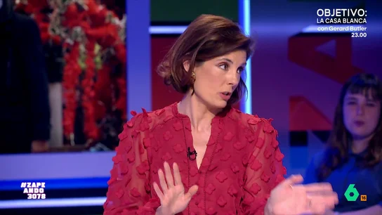 María José Gómez y Verdú sentencia las pedidas de mano en público: "Son una horterada" La experta en protocolo comparte en Zapeando varios consejos para parejas sobre cómo actuar en público. Por ejemplo, María José explica cuál es la manera más adecuada de posar en una foto.