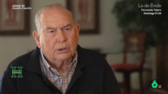 Mariano Guindal destaca la falta de carisma de José María Aznar en 1993: "No destacaba por nada" El exlíder popular, para conseguir convertirse en presidente del Gobierno, debía esforzarse en gustar y caer bien. Esto hizo que tuviera que promocionarse para llegar a los españoles.