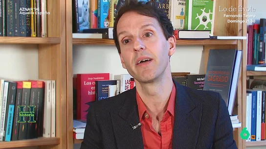 Hans Laguna, sobre las privatizaciones de Aznar: "Favoreció lo que se llama el capitalismo de amiguetes" Se llegaron a privatizar casi 50 empresas, entre ellas Repsol, Endesa, Telefónica o Iberia. Esto se vendió a los españoles como una mejora en la eficiencia en la gestión de esas empresas.