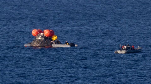 La tripulaci&oacute;n de Artemis II regresa a la Tierra.