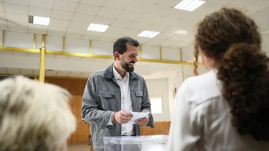 Álvaro Sánchez Cotrina se convierte en el primer cacereño secretario general del PSOE de Extremadura Álvaro Sánchez Cotrina se convierte en el primer cacereño secretario general del PSOE de Extremadura