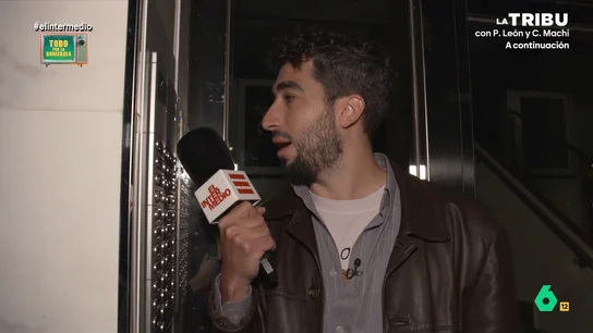 El 'corte' de un hombre a Isma Juárez cuando le cuenta que es de El Intermedio: "Y yo soy de mi casa, venga, hasta luego" El reportero se ha propuesto ver el final del programa en la casa de alguna familia, por ese motivo ha salido a la calle para llamar a pisos aleatorios y preguntar si están viendo El Intermedio.