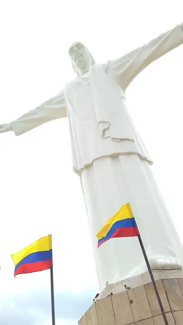 Monumento a Cristo Rey de Cali Monumento a Cristo Rey de Cali