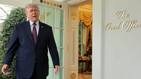 El presidente de Estados Unidos, Donald Trump, en la entrada al Despacho Oval de la Casa Blanca El presidente de Estados Unidos, Donald Trump, en la entrada al Despacho Oval de la Casa Blanca