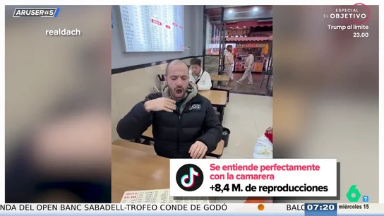 Un español conquista China intentando pedir un plato en un restaurante sin decir ni una palabra Un español conquista China intentando pedir un plato en un restaurante sin decir ni una palabra