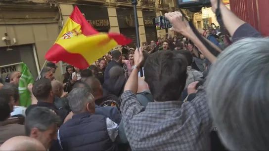 Disturbios durante un mitin de Santiago Abascal en Granada dejan un detenido Disturbios durante un mitin de Santiago Abascal en Granada dejan un detenido