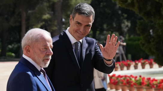 El jefe del Gobierno, Pedro Sánchez, y el presidente brasileño, Luiz Inácio Lula da Silva, en Barcelona. El jefe del Gobierno, Pedro Sánchez, y el presidente brasileño, Luiz Inácio Lula da Silva, en Barcelona.