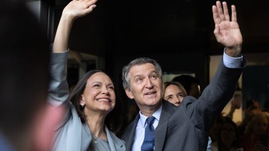 El presidente del Partido Popular, Alberto N&uacute;&ntilde;ez Feij&oacute;o, mantiene un encuentro con la opositora venezolana Mar&iacute;a Corina Machado.