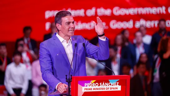 Sánchez cierra su cónclave progresista con más mensajes a la ultraderecha: "España es hija de la migración y no va a ser madre de la xenofobia". Sánchez cierra su cónclave progresista con más mensajes a la ultraderecha: "España es hija de la migración y no va a ser madre de la xenofobia".