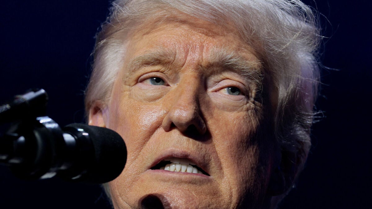 Trump mueve ficha y amenaza con no prorrogar el alto al fuego si no hay acuerdo antes del miércoles