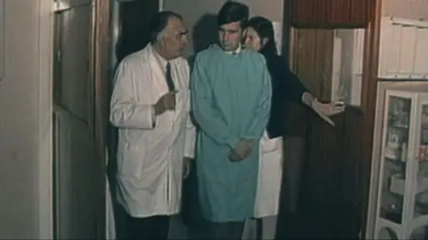 Se cumplen 40 años de la Ley General de Sanidad: convirtió la salud en un derecho ciudadano universal y público en España Se cumplen 40 años de la Ley General de Sanidad: convirtió la salud en un derecho ciudadano universal y público en España