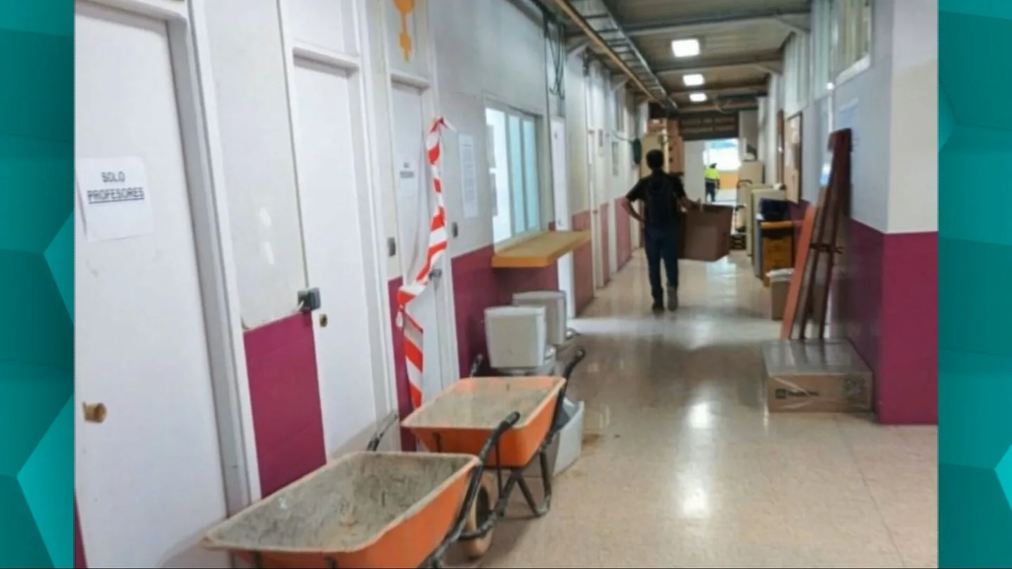 Estudiando en una obra de un instituto de Madrid ocho meses: denuncian que "no hay forma de concentrarse" Estudiando en una obra de un instituto de Madrid ocho meses: denuncian que "no hay forma de concentrarse"