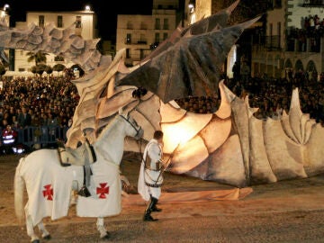 Quema del Drag&oacute;n en C&aacute;ceres