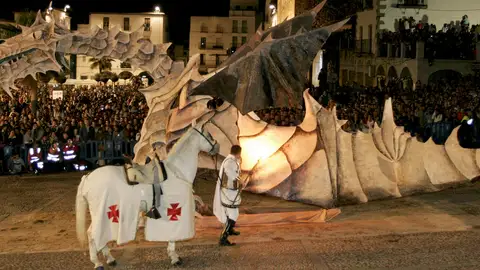 Quema del Dragón en Cáceres Quema del Dragón en Cáceres