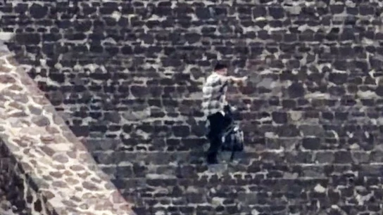 Imagen del atacante que dejó al menos dos muertos en las pirámides de Teotihuacán en México Imagen del atacante que dejó al menos dos muertos en las pirámides de Teotihuacán en México