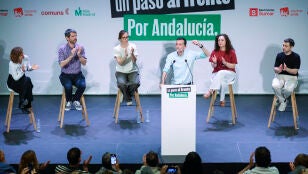 El candidato de Por Andaluc&iacute;a a la presidencia de la Junta de Andaluc&iacute;a, Antonio Ma&iacute;llo, interviene en un mitin que re&uacute;ne a las formaciones de la izquierda, y en el que han participado los ministros Pablo Bustinduy, M&oacute;nica Garc&iacute;a y Ernest Urtasun