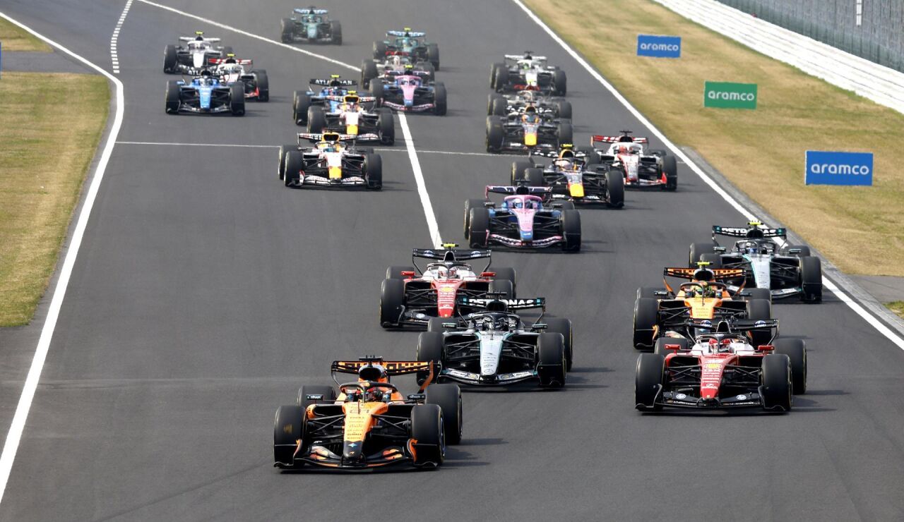 Salida del GP de Jap&oacute;n.