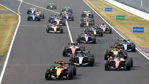 Salida del GP de Japón. Salida del GP de Japón.