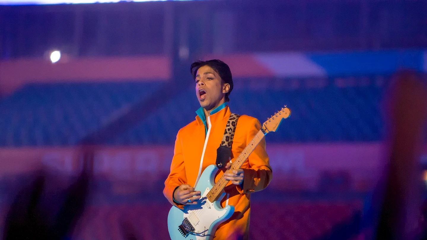 Prince, durante los ensayos previos a su actuación en la Super Bowl de 2007 Prince, durante los ensayos previos a su actuación en la Super Bowl de 2007