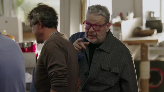 "Has llegado ladrando sin que nadie te llame perro": el tenso enfrentamiento de Chicote con el dueño de 'ZM Isla del Ciervo' "Has llegado ladrando sin que nadie te llame perro": el tenso enfrentamiento de Chicote con el dueño de 'ZM Isla del Ciervo'