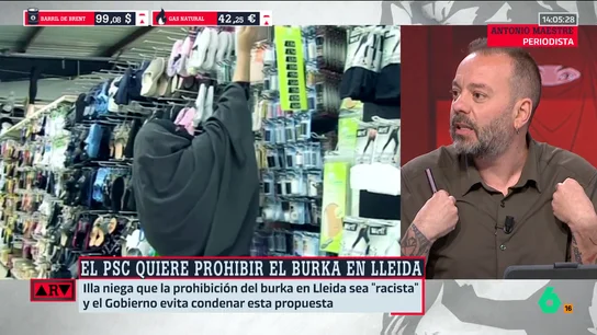Antonio Maestre analiza la prohibición del niqab: "En mi vida se me ocurriría legislar para hacerle la vida más difícil a las víctimas de violencia machista" Antonio Maestre analiza la prohibición del niqab: "En mi vida se me ocurriría legislar para hacerle la vida más difícil a las víctimas de violencia machista"