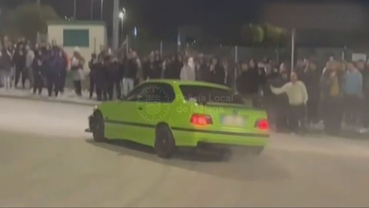 Derrapes en rotondas, un accidente y hasta 13 conductores multados en una carrera ilegal en Málaga