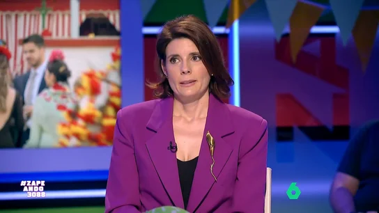 María José Gómez y Verdú, tajante sobre la chaqueta en la Feria de Abril La experta en protocolo María José Gómez y Verdú ofrece algunos 'tips' de vestuario para ir a la Feria de Abril como un sevillano de pura cepa. El vestido de flamenca y la chaqueta para los hombres, lo más recomendable.