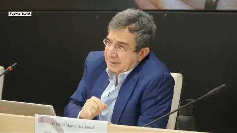 El juez David Maman Benchimol en la ponencia del Colegio de la Abogacía de Madrid El juez David Maman Benchimol en la ponencia del Colegio de la Abogacía de Madrid