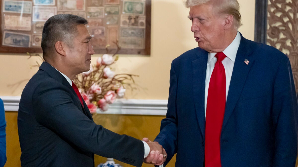 Un fiel trumpista y a los ideales MAGA: así es el nuevo secretario de la Marina de EEUU que llega en plena escalada en Ormuz