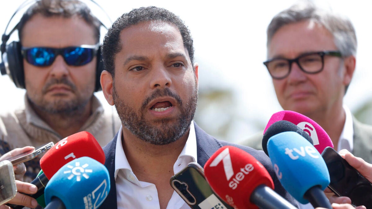 Ignacio Garriga no duda en apoyar los cánticos racistas 