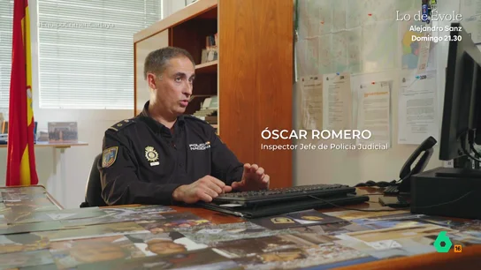 Óscar Romero, inspector jefe de la Policía Judicial, sobre el crimen de Cartaya: "Tenemos claro que fue una emboscada" Los cadáveres se encontraron en el interior de un pozo. La autopsia determinó que Samuel Vizcaya falleció a causa de un disparo, mientras que Manuel Bellido recibió numerosos impactos con un objeto contundente.