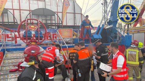 Accidente en una atracci&oacute;n en Sevilla