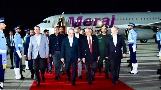 Los ministros de Exteriores de Ir&aacute;n y Pakist&aacute;n