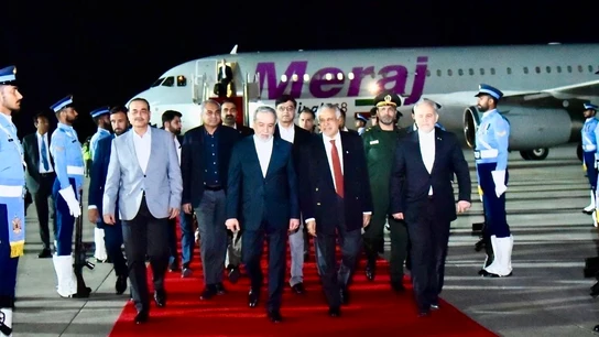 Los ministros de Exteriores de Irán y Pakistán Los ministros de Exteriores de Irán y Pakistán