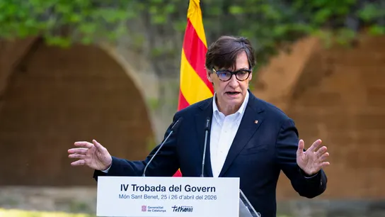 El presidente de la Generalitat, Salvador Illa, ofrece un discurso durante la clausura de la IV Jornada de Trabajo lejos del Palau de la Generalitat. El presidente de la Generalitat, Salvador Illa, ofrece un discurso durante la clausura de la IV Jornada de Trabajo lejos del Palau de la Generalitat.